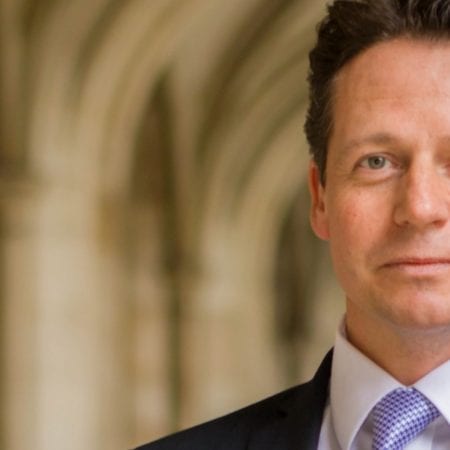 MP Calls for £2 Stakes Limit on Online Slots