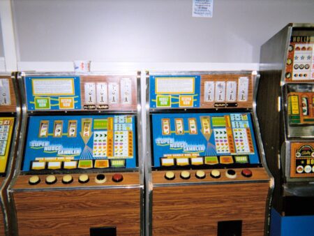 Same slot, different RTP: the number your casino chooses for you